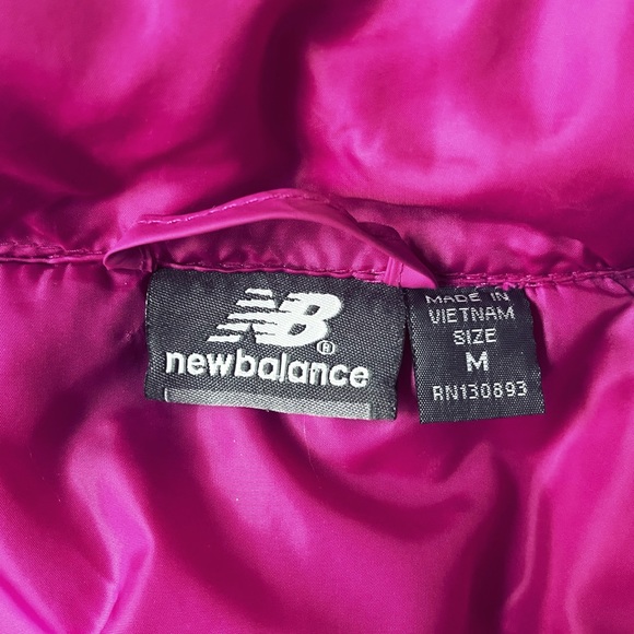 New Balance Women’s Winter Puffer Jacket. Size M - Picture 4 of 6